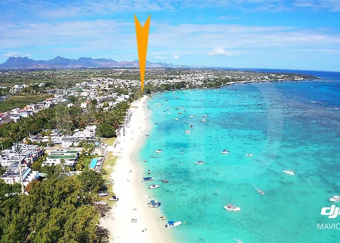Caro\'S Beachfront