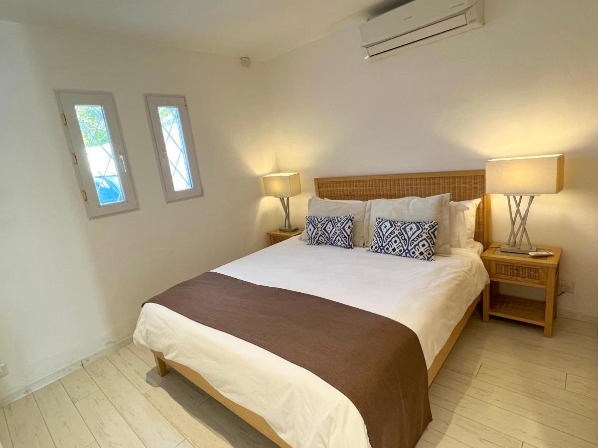 Caro's Beachfront Villa Trou aux Biches